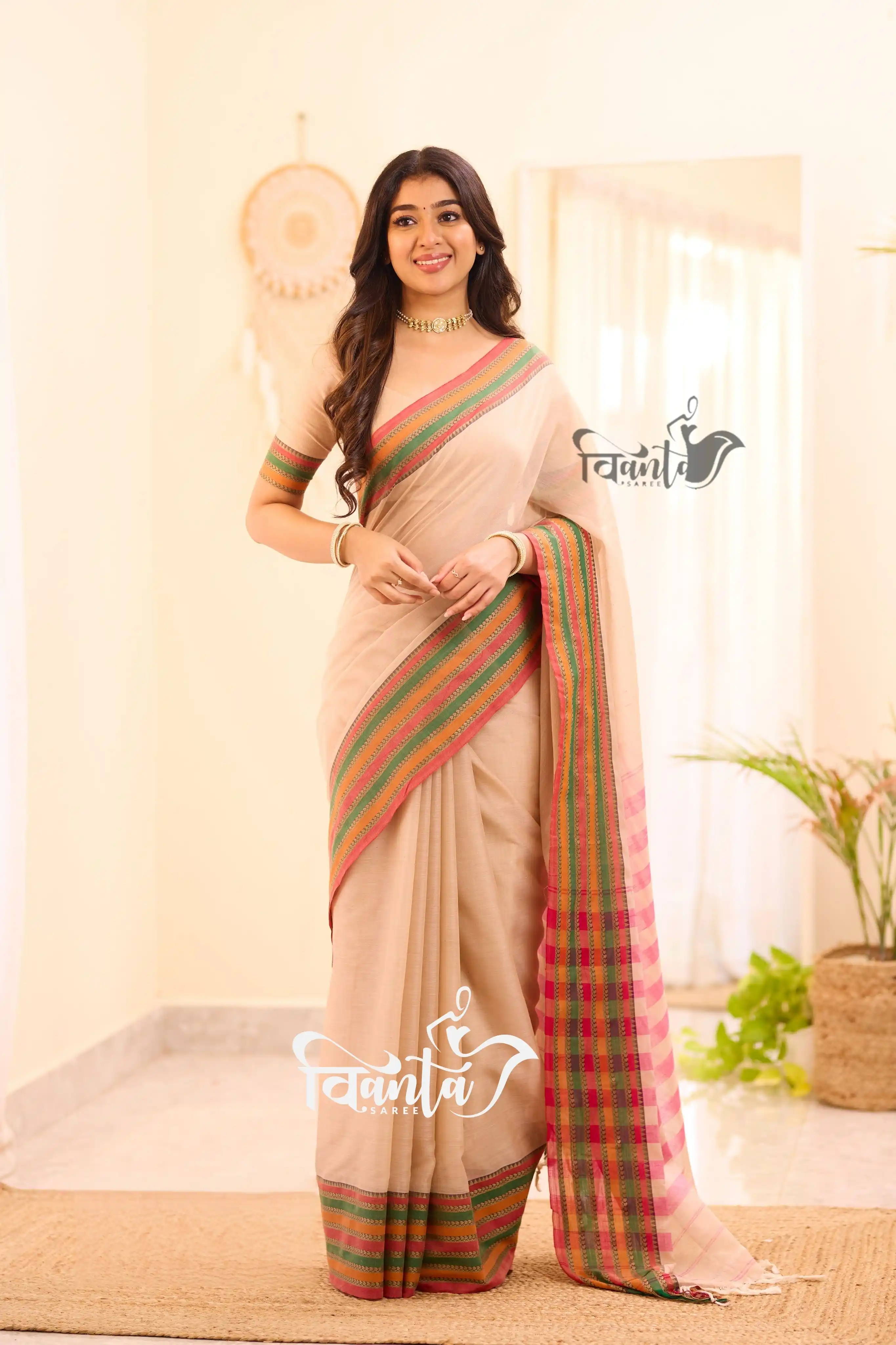 Maheswari Silk Cotton Saree - Half white.png