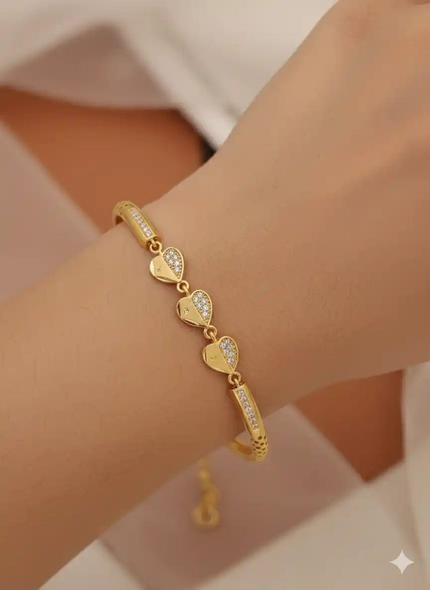 Micro Gold Plated AD Diamond Studded Fancy Heart Charm Bracelet.png