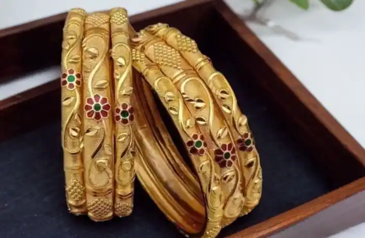 High Gold Plated Classic Designer Red Flower Bangle Set For Women (6 Pcs).png