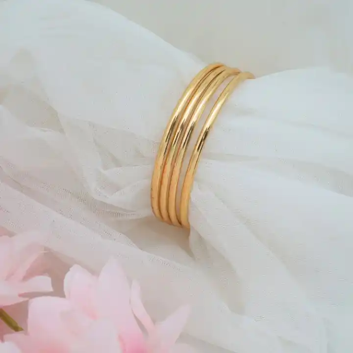 Casual Wear Micro Gold Plated 4 Pcs Plain Bangle For Girls And Women.png