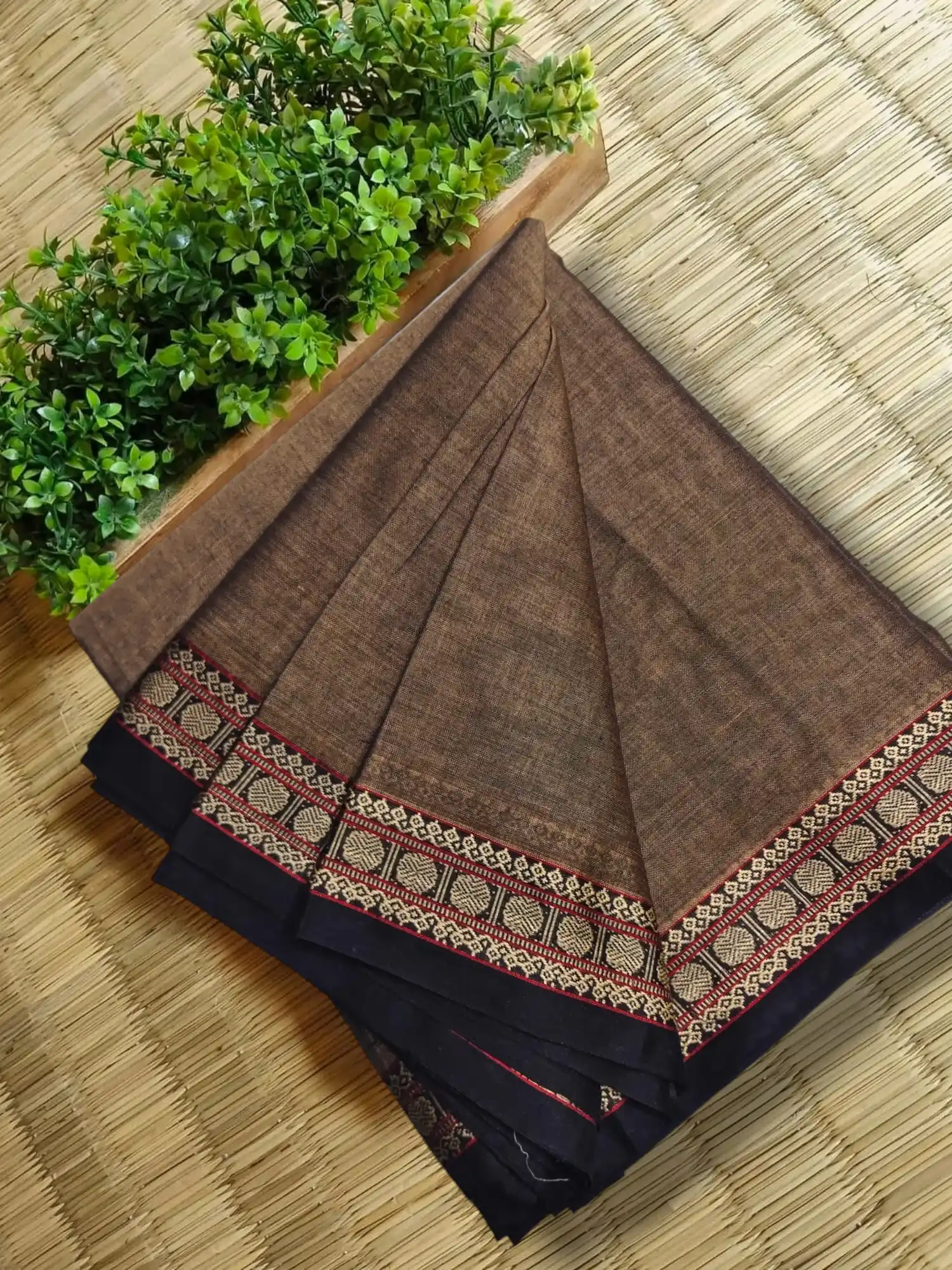 beige Narayanpet Pure Cotton Saree.png
