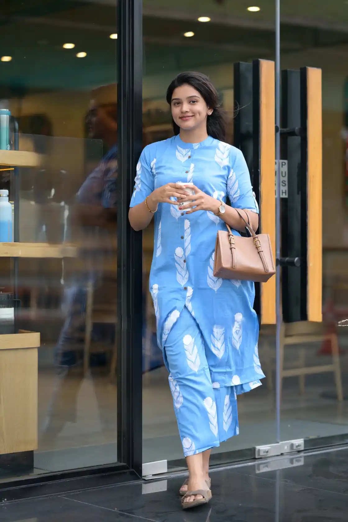 Bluebell Pastel Leaf Motif Hand-Inspired Print Women’s Coordinated Kurta Pant Set(Everyday–Workwear Fusion).png