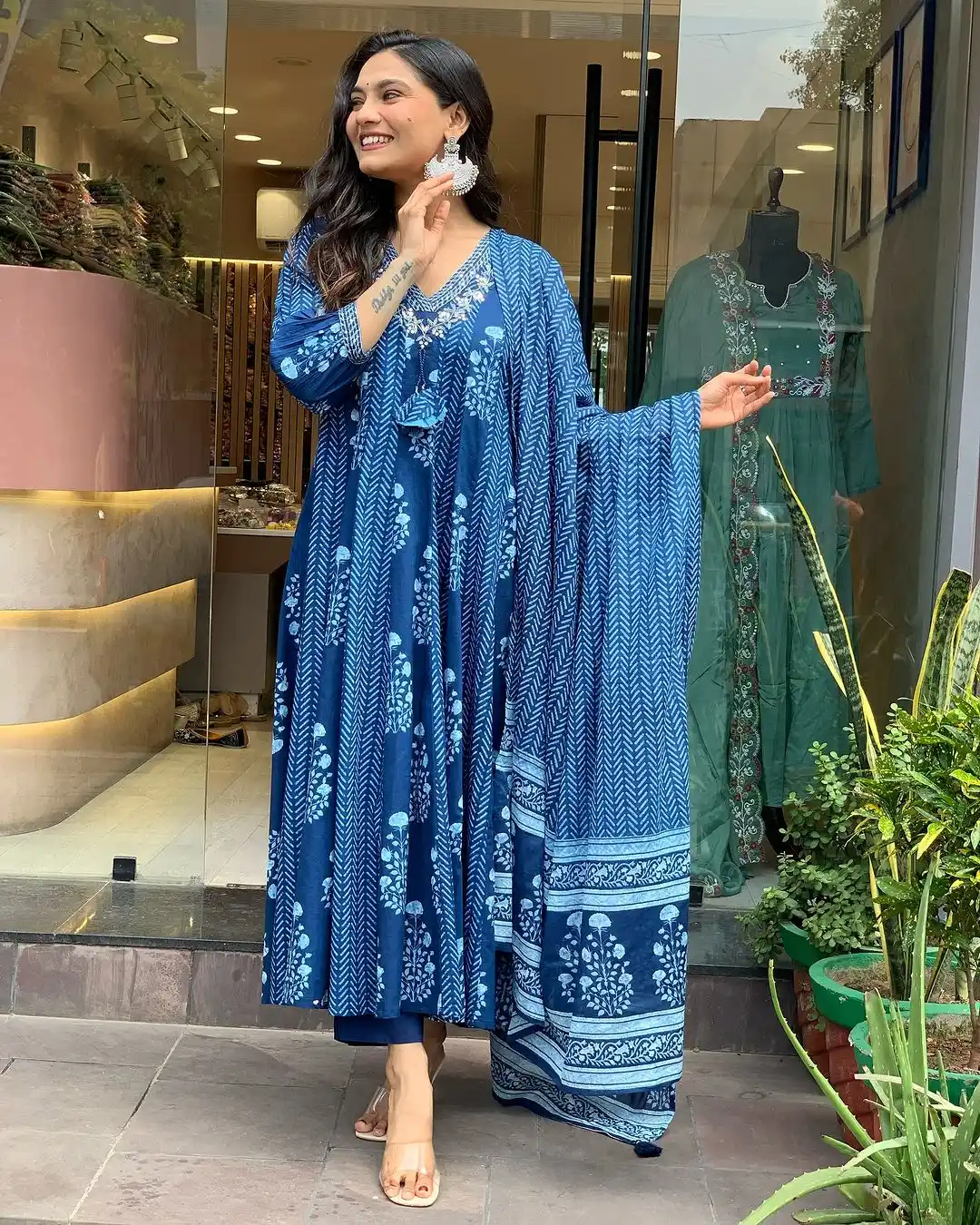 Indigo Jamdani Blue Cotton Handcrafted Indigo Block Print Kurta and Pant With Dupatta.png