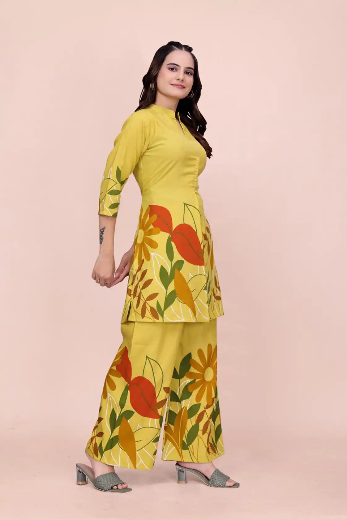 Women Floral Printed Regular Pure Cotton Kurta with Palazzos.png