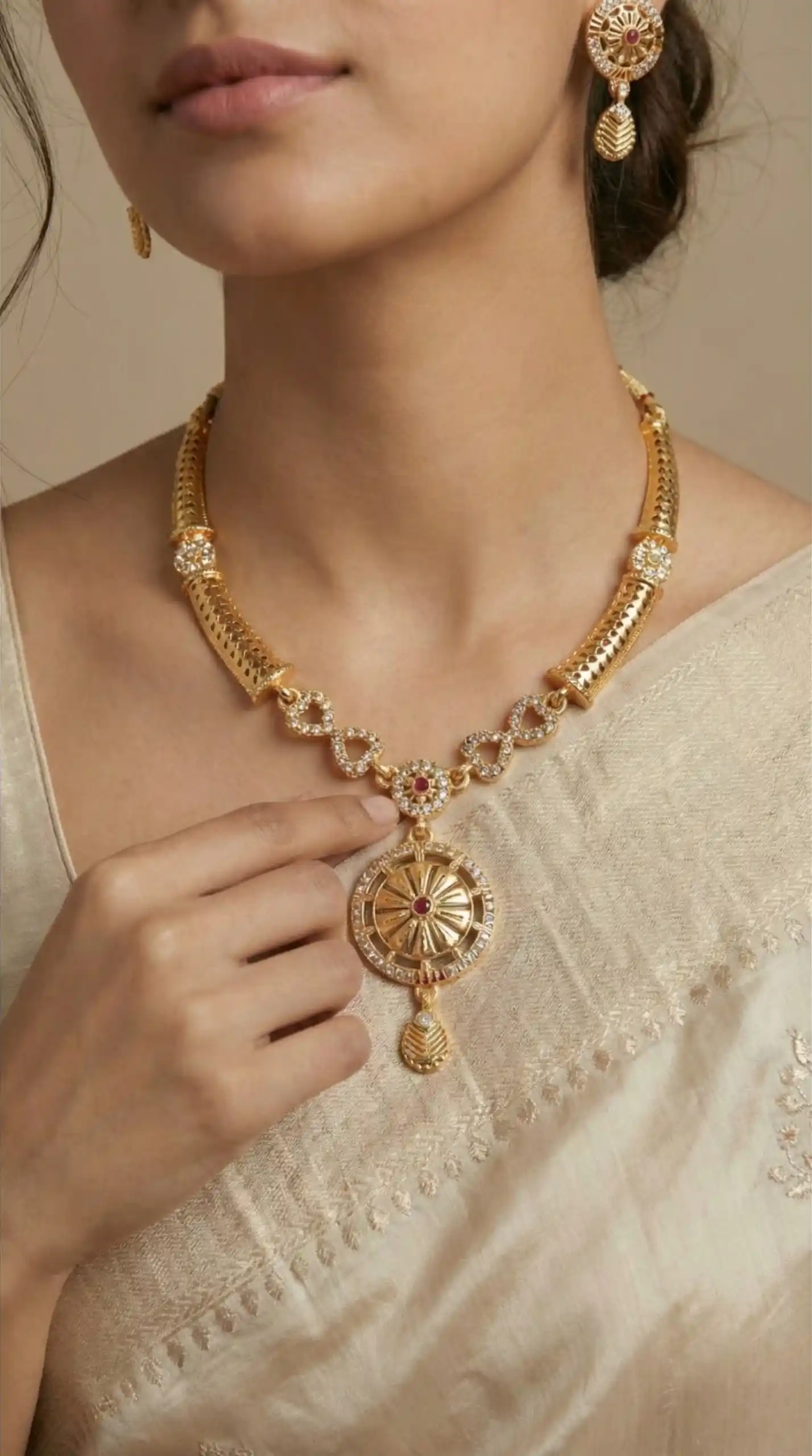 Traditional Gold-Plated Necklace Set with Earrings.png