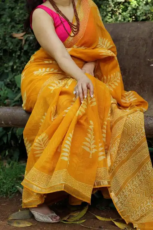 Attractive Yellow Soft Linen Saree With Blouse Piece For Women.png
