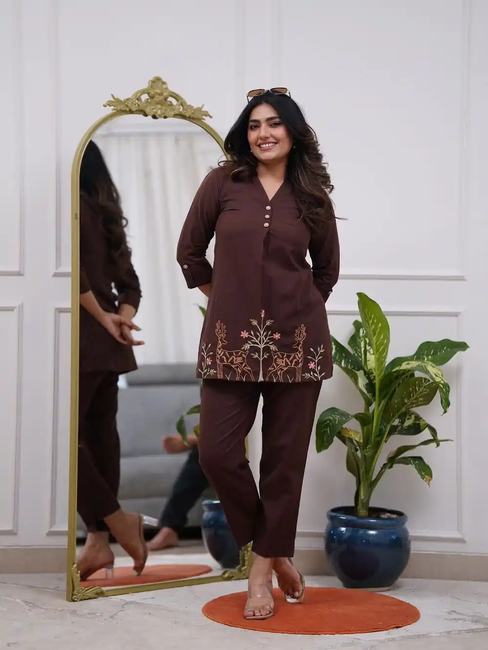 Elegant Fabric-Rayon Kurti With Pant.png
