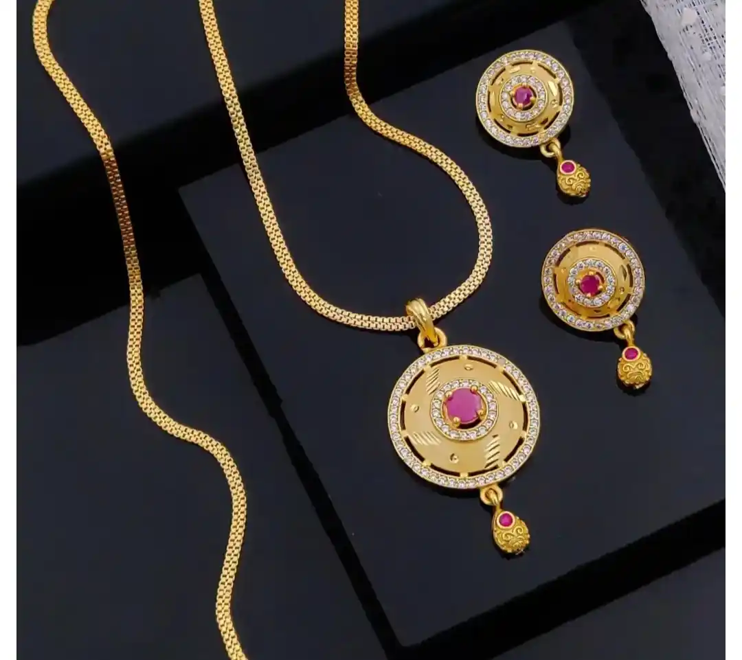 Traditional Gold Plated Pendant Set With Pink Stone.png