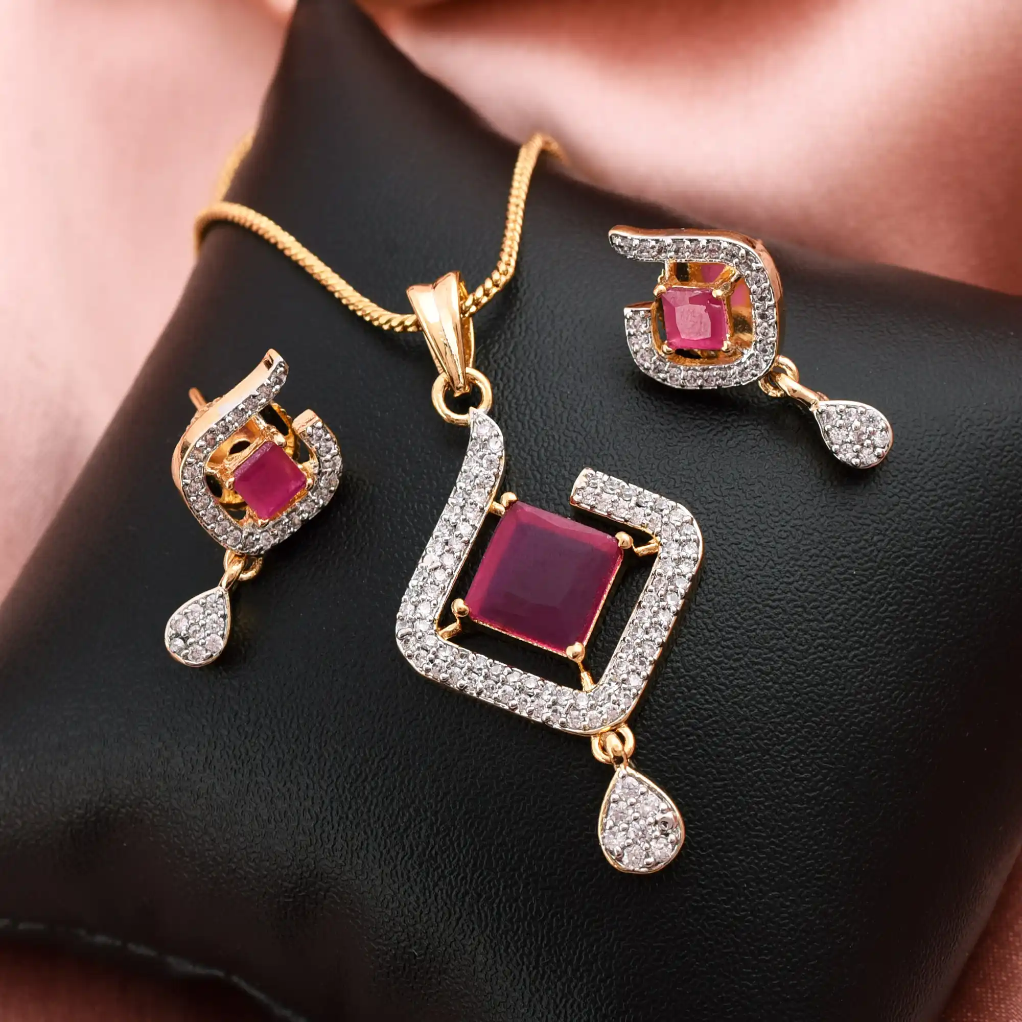 Ruby Radiance Diamond Ensemble Pendant Set with Chain.png