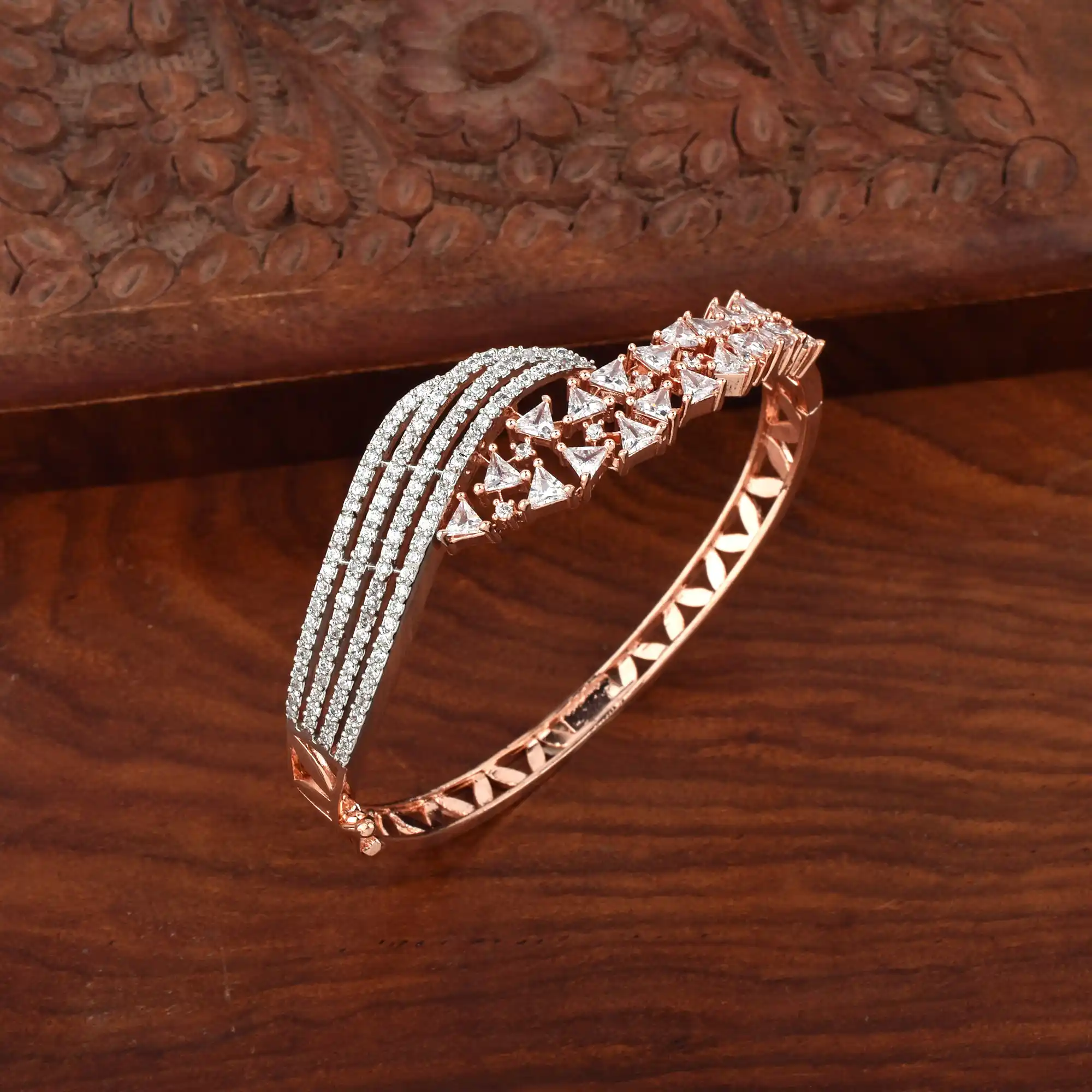 Diva Sparkle Diamond Rose Gold Bracelet.png