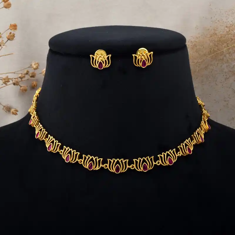 Imperial Patina Necklace Set.png