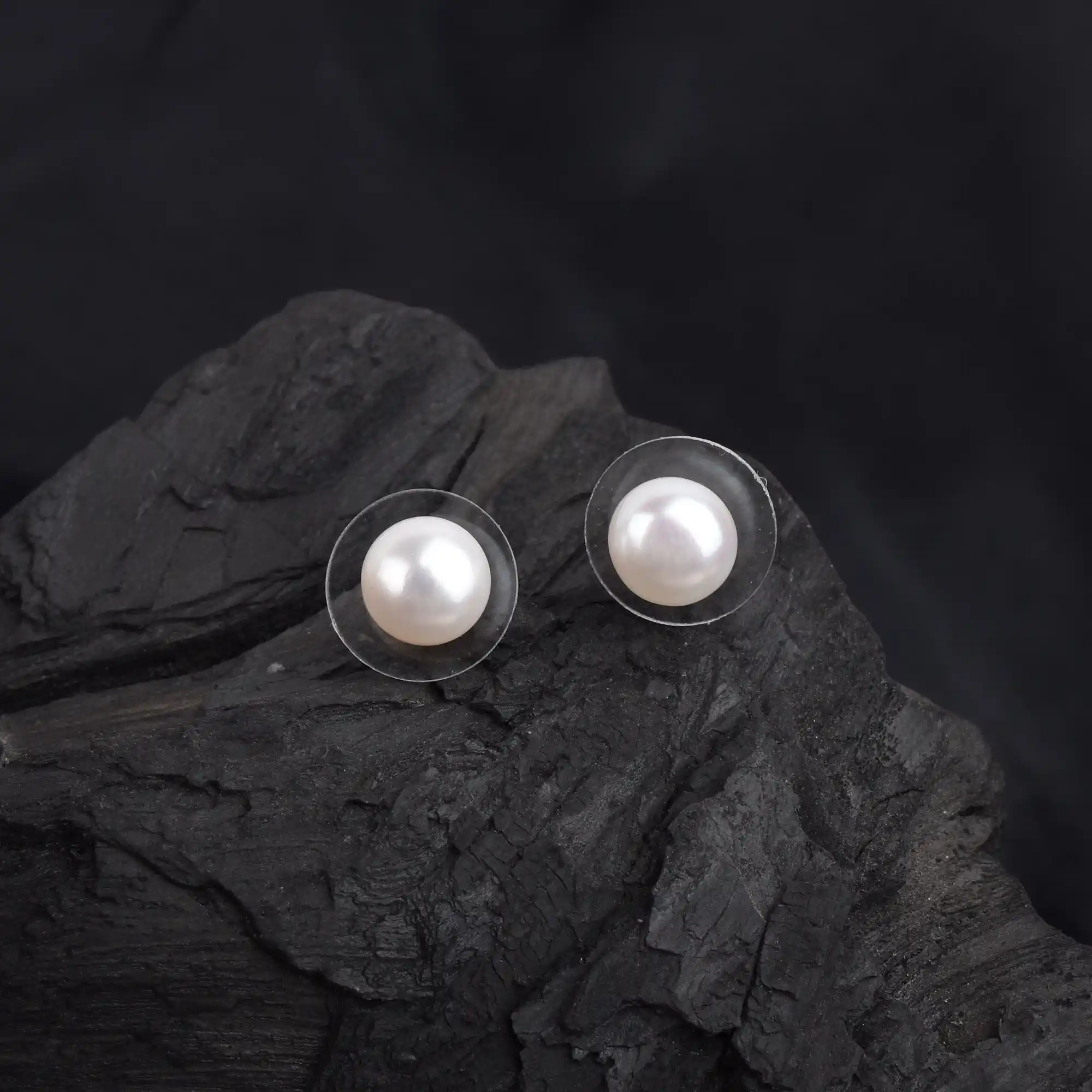 Sitaara Pearl Stud Earrings.png