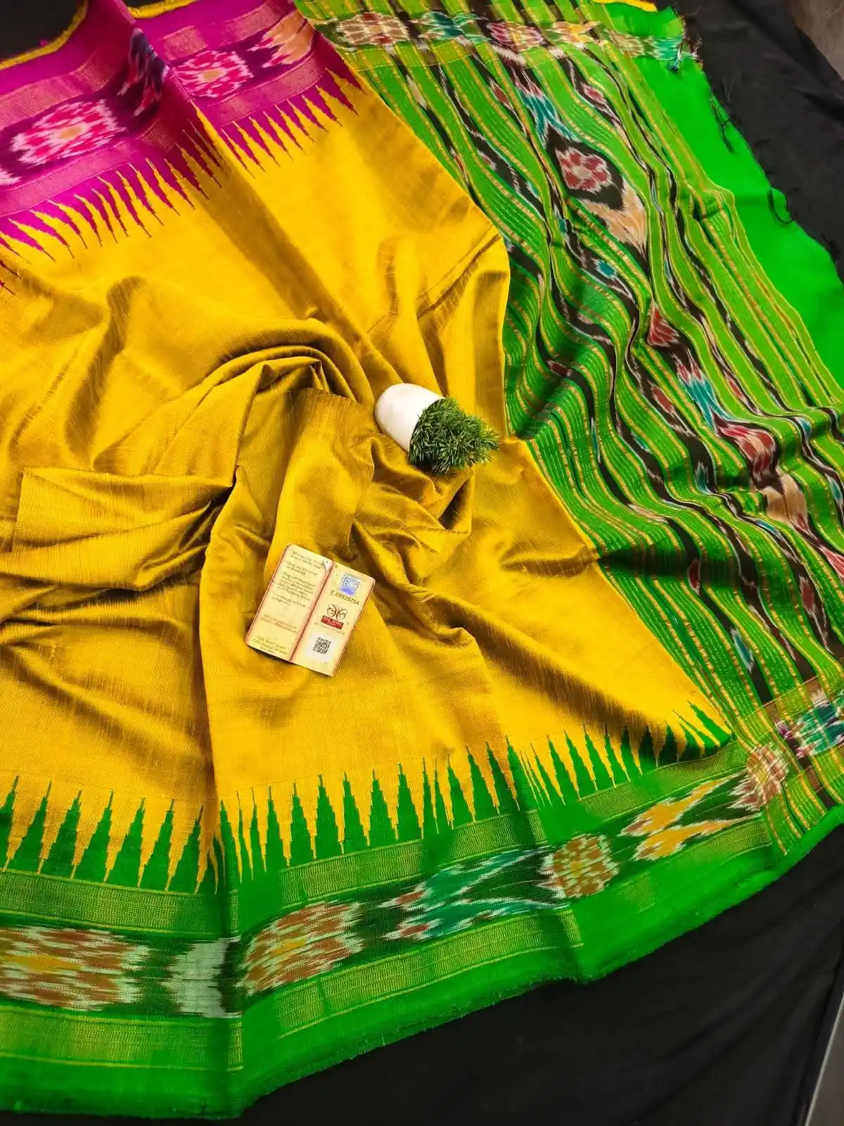 POCHAMMPALLI DESIGNER PRINTED AND DOLLA SILK FABRIC SAREES.png